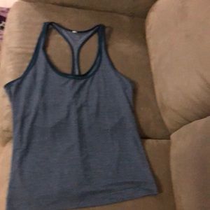 Lululemon top